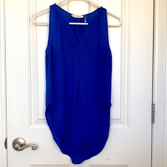 Tops - Brilliant blue tank. Small